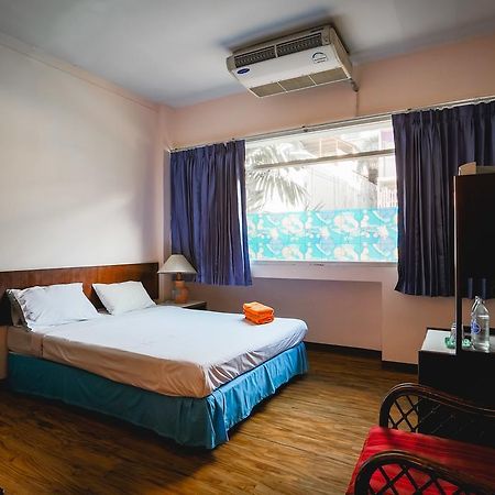 Ruamchitt Travelodge Bangkok Exterior foto