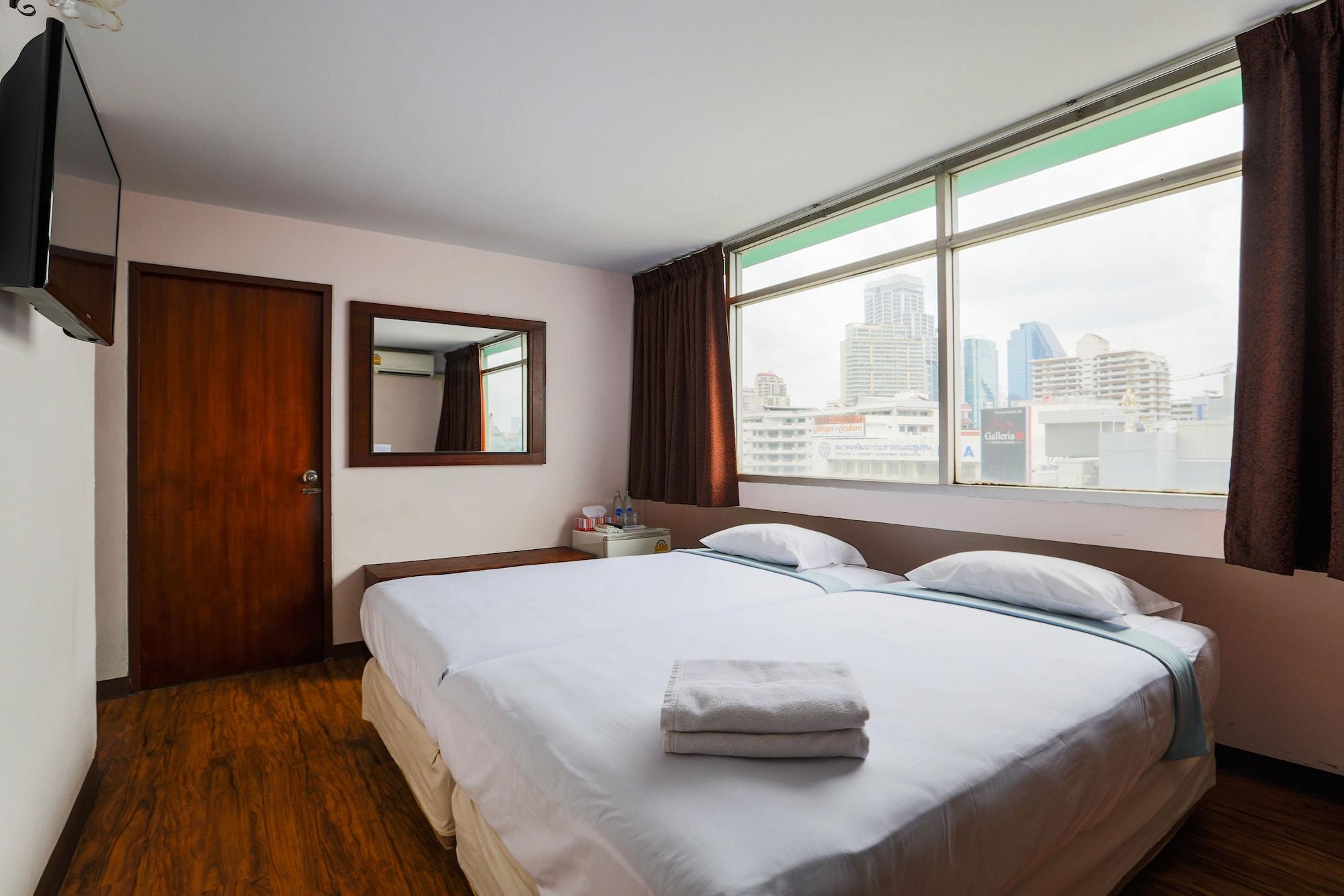 Ruamchitt Travelodge Bangkok Exterior foto