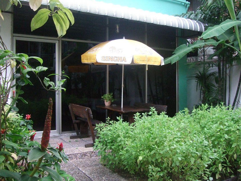 Ruamchitt Travelodge Bangkok Exterior foto